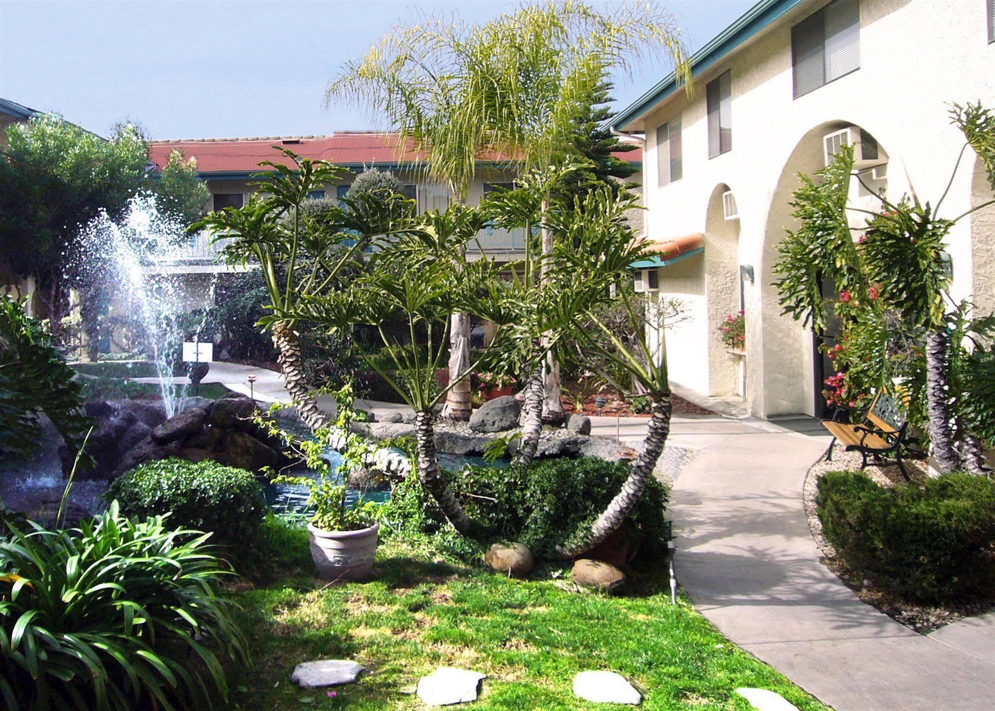 แคลิฟอร์เนีย สวีท โฮเต็ล Hotel ซานดิเอโก ภายนอก รูปภาพ
